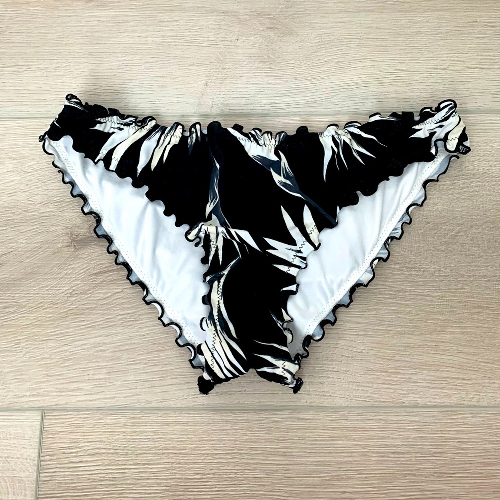 Pink Ruffle Bikini Bottoms - NWOT